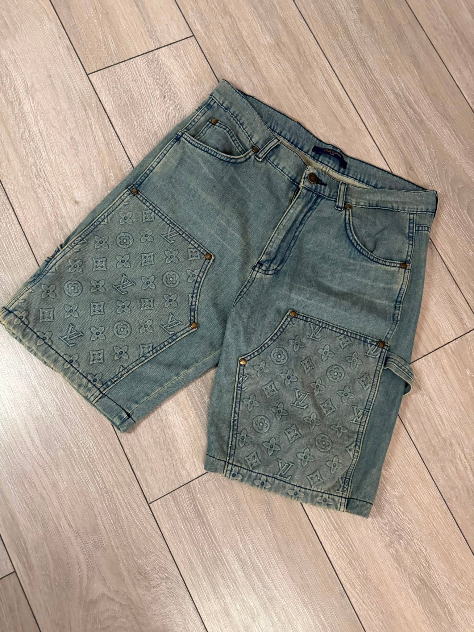 Compleu din denim Louis Vuitton
